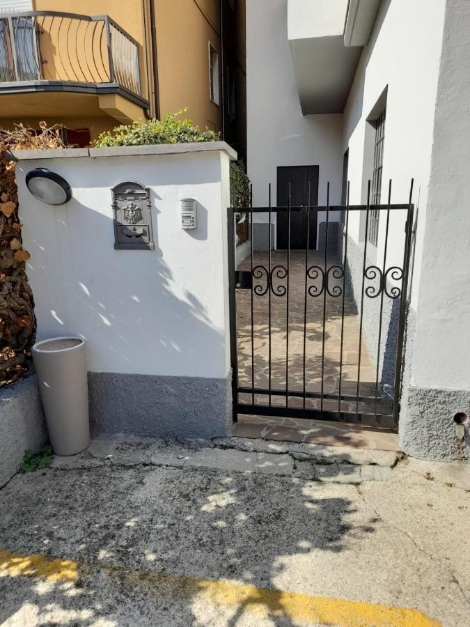 Casa El Paso Apartment Padenghe sul Garda Bagian luar foto